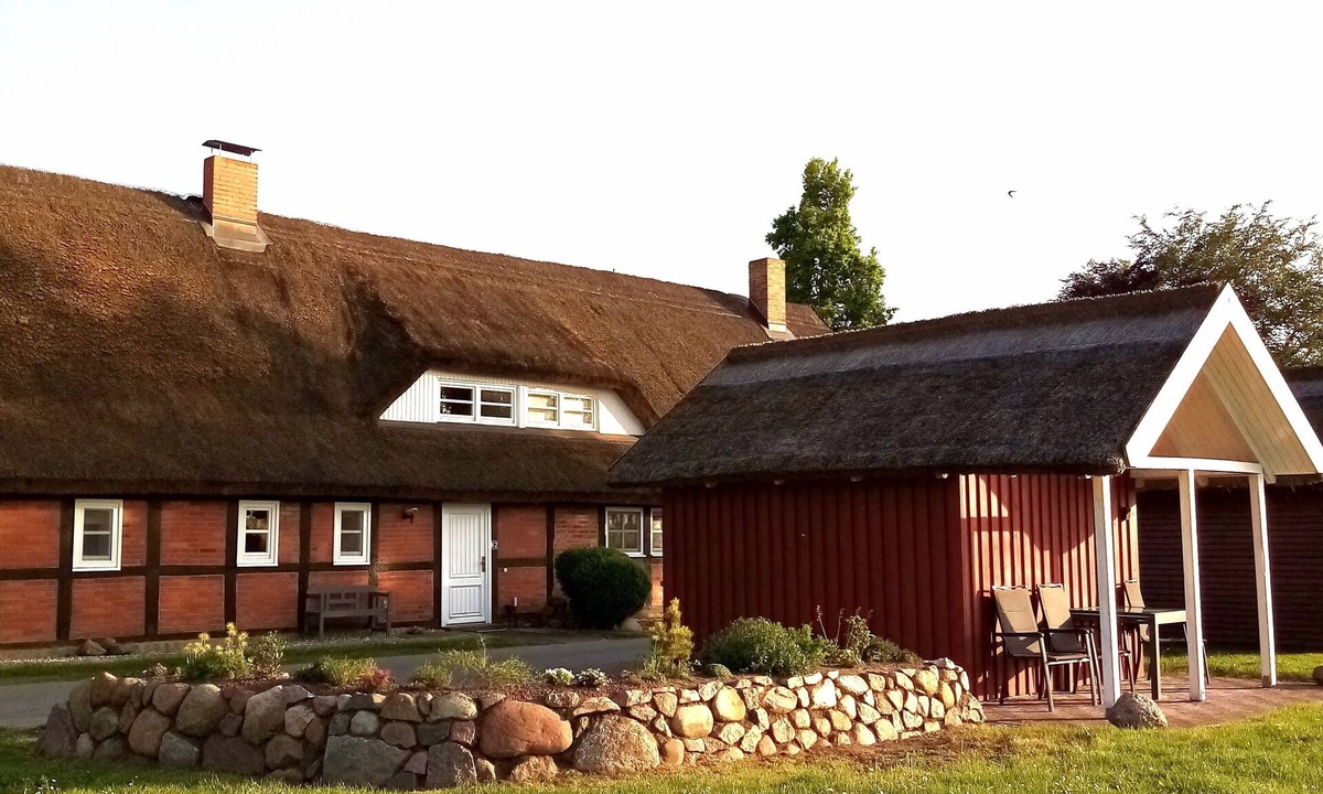 Garz/Rugen Apartment | Vacation apartment "Nostalgic time-out" - peace, nature & charm in Freudenberg near G