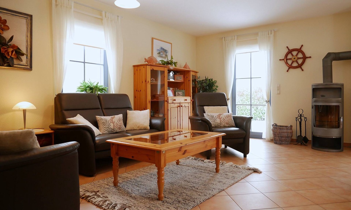 Am Schwarzen Busch House | Vacation home "Hagebutte" on the island of Poel