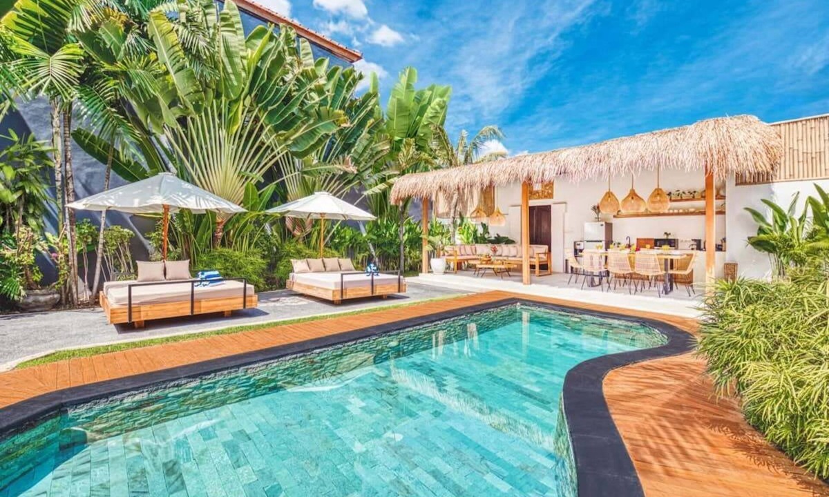 Berawa Villa | Villa Belize - Lush 4BDR villa, rooftop terrace
