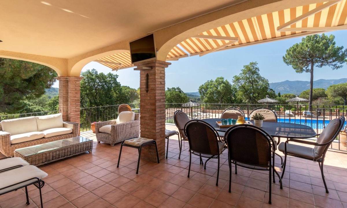 Santa Cristina de Aro Villa | Villa 'Bell Lloc St Cristina Dar' with Mountain View, Private Pool and Wi-Fi