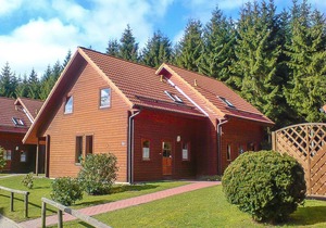 Has-50 Holzblockhaus, 4 Pers., 65qm - Naturerlebnisdorf Blauvogel