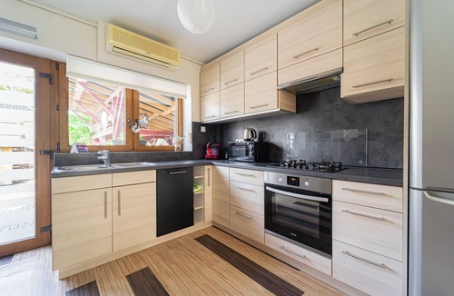 Torokbalint House | 10 minutes from Budapest Family apartment