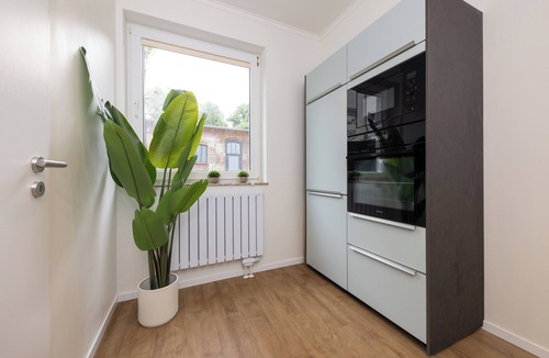 Friedrichshain Apartment | 120sqm & 5-room luxury apartment with 2 bathrooms
