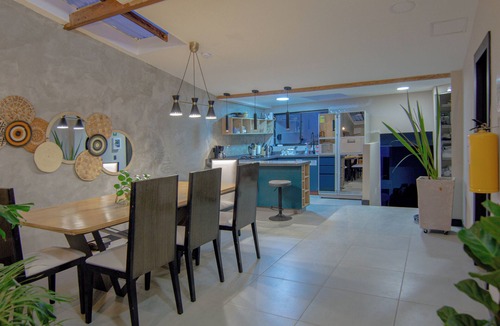 La Florida House | 16 guests & 7BDR with private bathroom+ jacuzzi/El Poblado