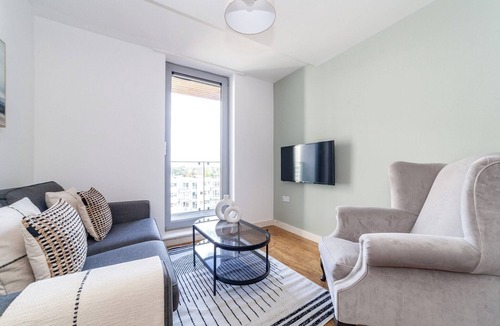 Forest Gate Apartment | 2-Bedroom Flat in Stratford