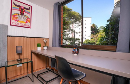La Florida Apartment | 2BR - 2AC stylish apt near Provenza &Parque Lleras