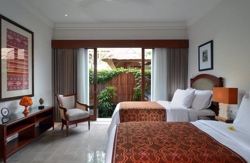Kesiman Apartment | 2BR Apart Room Pool Access in Sanur