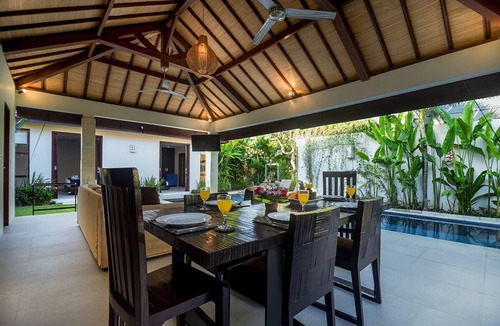 North Legian Villa | 5 Bdr -Last Minute Deal 50%+ OFF!