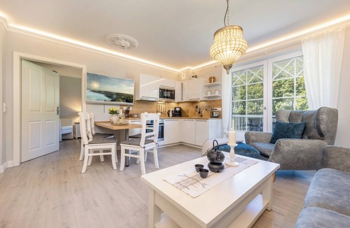 Zingst Apartment | 5-Star Luxury Apartment by the Sea with a Fireplace, Spa Area, and Sauna