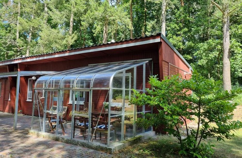 Hohenlychen House | A Heartwarming Vacation: Sauna | Canoe | SUP | Jetty access included | 100 m to the lake