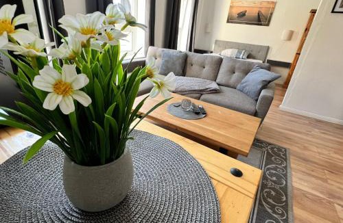 Brandenburg an der Havel Apartment | Altbauapartment in Wassernähe und Magenta TV