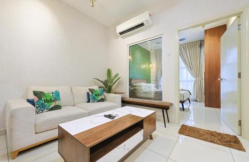 Kuala Lumpur Apartment | AM3AC Arte Mont Kiara Sky Suite with City View at MITEC