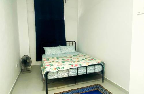 Pulai House | ANGGERIK LAZURI Guest House & Homestay