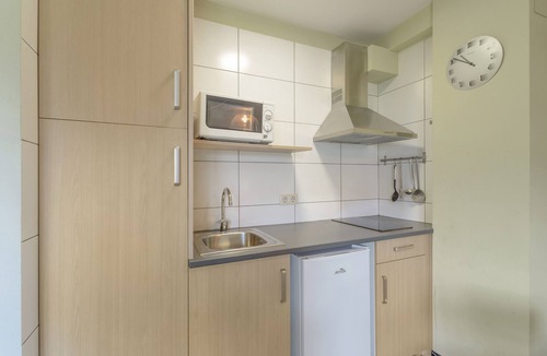 San Lorenzo de Morunys Apartment | Apartment 'La Canal' with Mountain View, Private Terrace and Wi-Fi