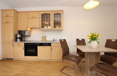 Zinnowitz Apartment | Apartment 5, upper floor, 2 rooms, Zinnowitz - Haus Rubert apartments near the beach