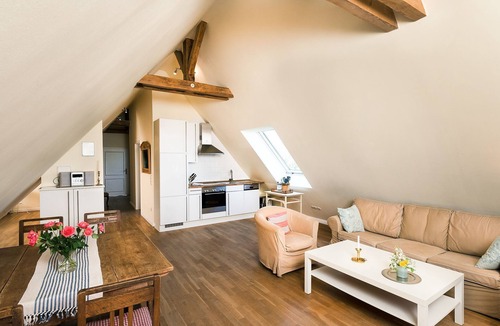 Grubnow Villa | Apartment 8 for 4 persons with beautiful lake view - Gut Grubnow Rügen