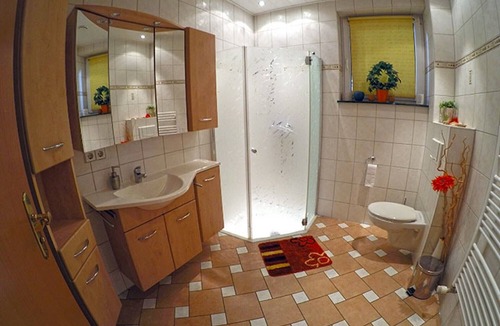 Grunow Apartment | Apartment 'Ferienbauernhof - Ferienwohnung 5' with Private Terrace, Shared Garden and Wi-Fi