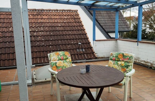 Maintal-Doernigheim Apartment | Apartment 'Ferienunterkunft Göhlich' with Balcony and Wi-Fi
