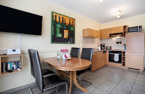 Binz Apartment | Apartment 'Haus Frohsinn - Wohnung 4' with Balcony and Wi-Fi