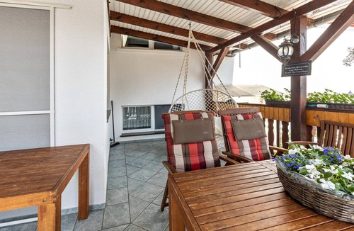 Jessen Apartment | Apartment 'Idylle Auf Dem Land Mit Kamin' with Shared Garden and Wi-Fi