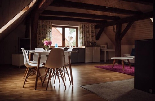 Ostrowice Apartment | Apartment in Gronowo near Lake Siecino