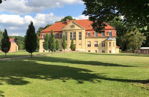 Heiligengrabe Apartment | Apartment in the Souterrain - Schloss Grabow