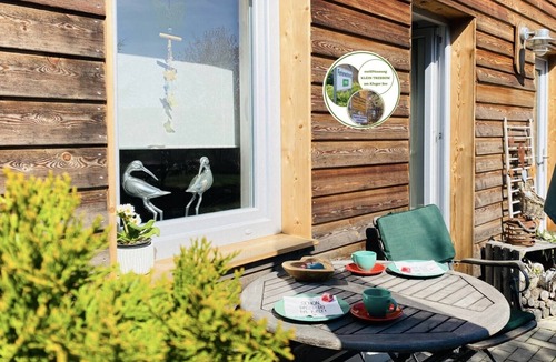 Neustrelitz Apartment | Apartment "Relaxed Holidays at Kluger Lake" in Neustrelitz, with Parking, Step-Free Access