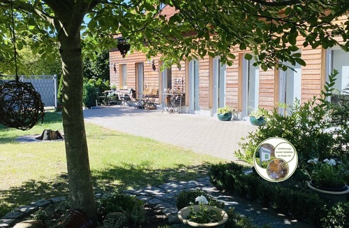 Neustrelitz Apartment | Apartment "Relaxed Holidays at Kluger Lake" in Neustrelitz, with Parking, Step-Free Access