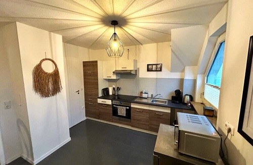 Frohnhausen Apartment | Appartement Confortable de 3 Pièces Avec Garage, Proche du Salon Essen Messe