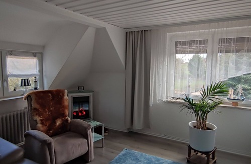 Geltow Apartment | Approx. 70m2 apartment for 2 persons. Balcony with forest view. Close to the beach. Potsdam 2 km.