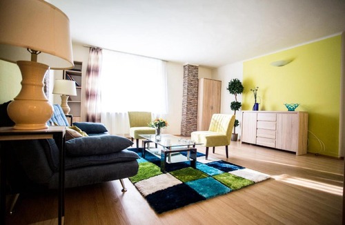 Castle Hill Apartment | Auburn Apartment