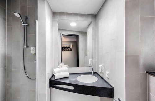 Lubeck City Centre Hotel | B&B HOTEL Lübeck-Hbf
