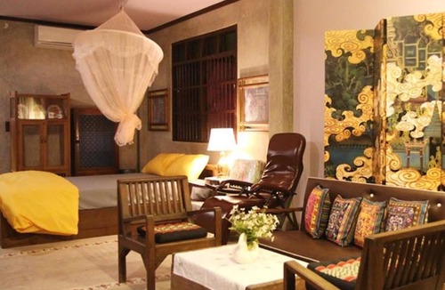 Wat Tha Phra Hotel | Bang Luang House