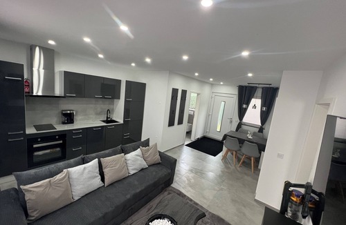 Mahlow Apartment | Beautiful 3 room apartment near Berlin with private terrace