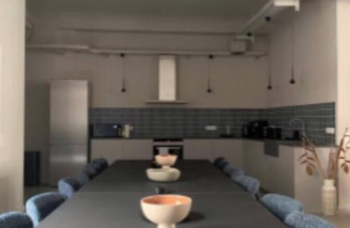 Friedrichshain-Kreuzberg Apartment | Beautiful 9-bedroom apartment in vibrant Berlin perfect for groups