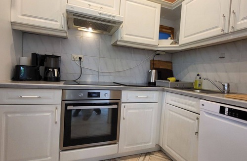 Dagow Apartment | Beautiful apartment for 5 guests with WIFI, TV, terrace and pets allowed