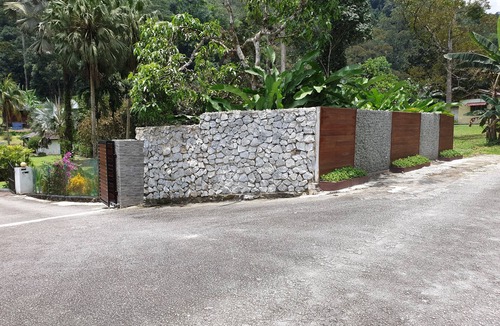 Kampung Lepok House | Beautiful British Tudor Home with Amazing View and Large Garden Wedding Space