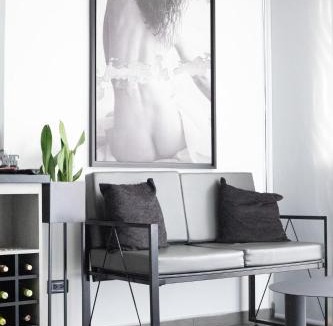 La Estrella Apartment | Black Gold