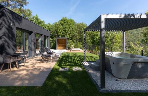 Kesztolc House | BLACKWOOD Vendégház