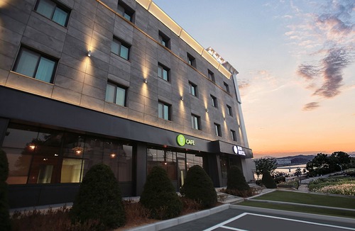 Hyanggyo Hotel | Boo Hotel