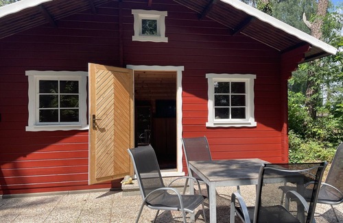 Mellensee Cabin | Cabin 'Ferienhaus Am Mellensee 2' with Private Terrace and Private Garden