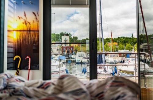 Mucheln Apartment | Calanthe - DAS HAUSBOOT