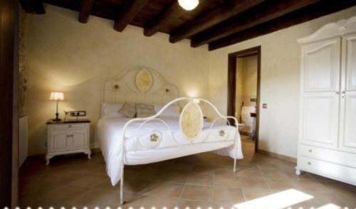 Castellar de la Ribera Ski Chalet | Casa rural l'Avellana