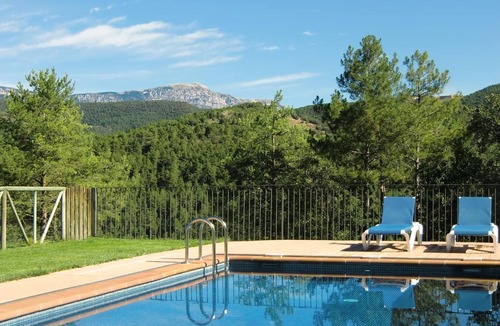 Lladurs House | Casa Rural La Moixella: Catalan Country House with Private Pool and Pyrenees Views