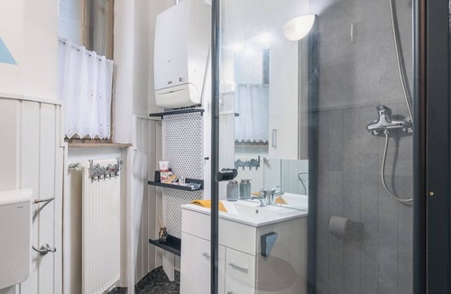 Palace District Apartment | Castle district apartman, next fisherman's bastion, and the historical places.