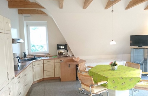 Wildpark West Apartment | *CHALET-Sanssouci SUITE