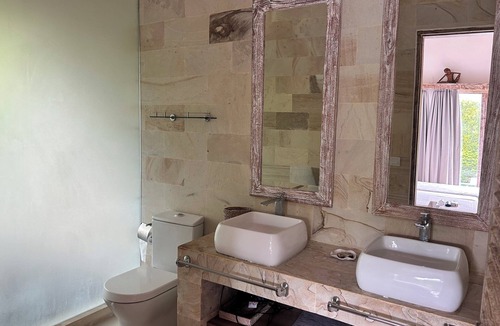 Pererenan Resort | Charm villa with lush garden and peaceful retreat steps from the beach