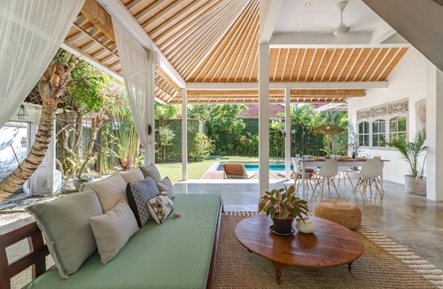 Central Seminyak Villa | Charming 2BR Seminyak Central Walk to Eat Street