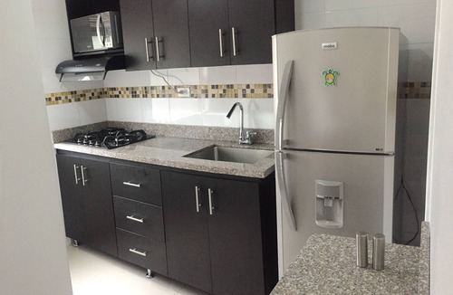 Buenos Aires Apartment | Charming and economic 2-bedroom apartment in lovely Medellin