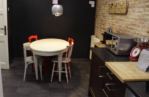 la Vila de Gracia Apartment | Charming Apartment in the Main Street of Barcelona, Close to Downtown and Gracia